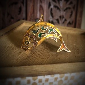 Vintage Crown Trifari Brooch